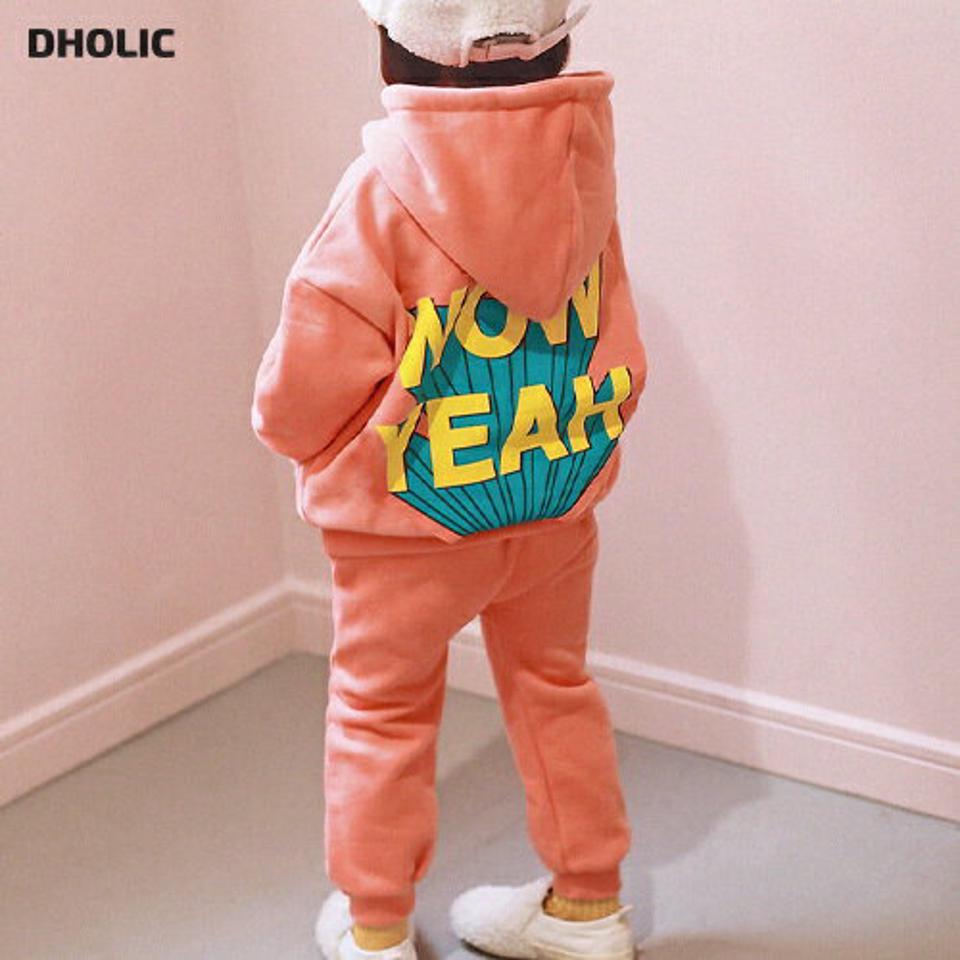 【キッズ30%OFF】両起毛WOWフーディ上下SET・p010387 キッズ 【3~8才】【SET】【韓国 ファッション セットアップ スウェット トレーナー Tシャツ パーカー 長袖 パンツ ロング アウトドア 運動 ロゴ レタリング キッズ 子供 子供服 幼稚園 通学 通園 低学年 秋 冬】【KIDS】