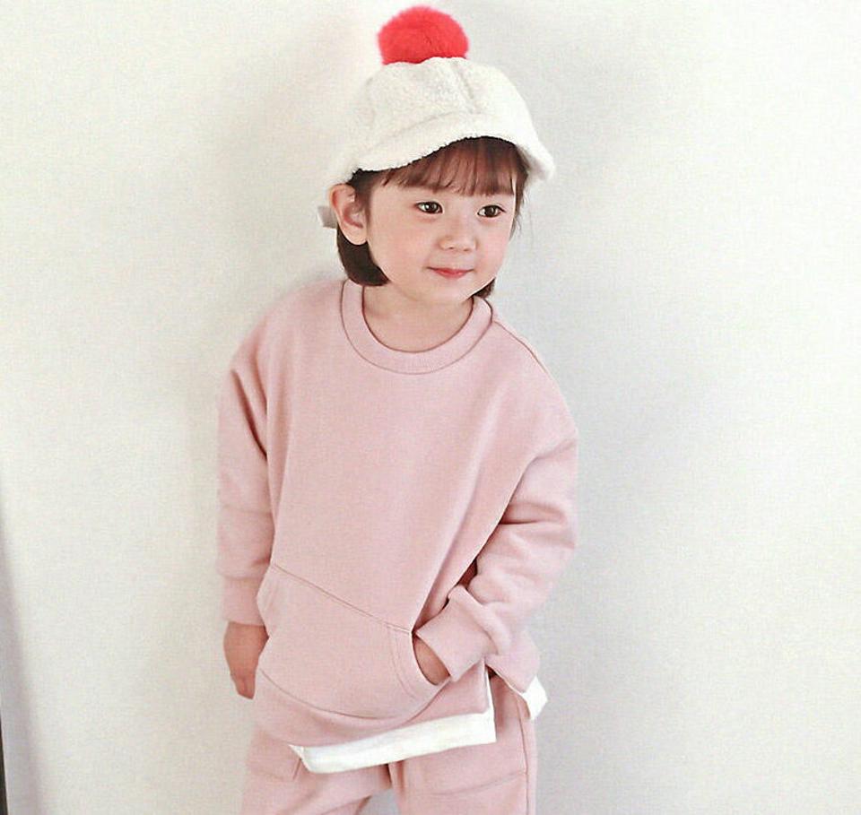 【キッズ30%OFF】両起毛パッチポケットスウェット・p010400 キッズ 【3~8才】【tops】【韓国 ファッション トップス トレーナー Tシャツ カットソー 長袖 ルーズ リブTシャツ 女の子 男の子 無地 ユニセックス キッズ 子供 子供服 幼稚園 通学 通園 低学年 秋 冬】【KIDS】