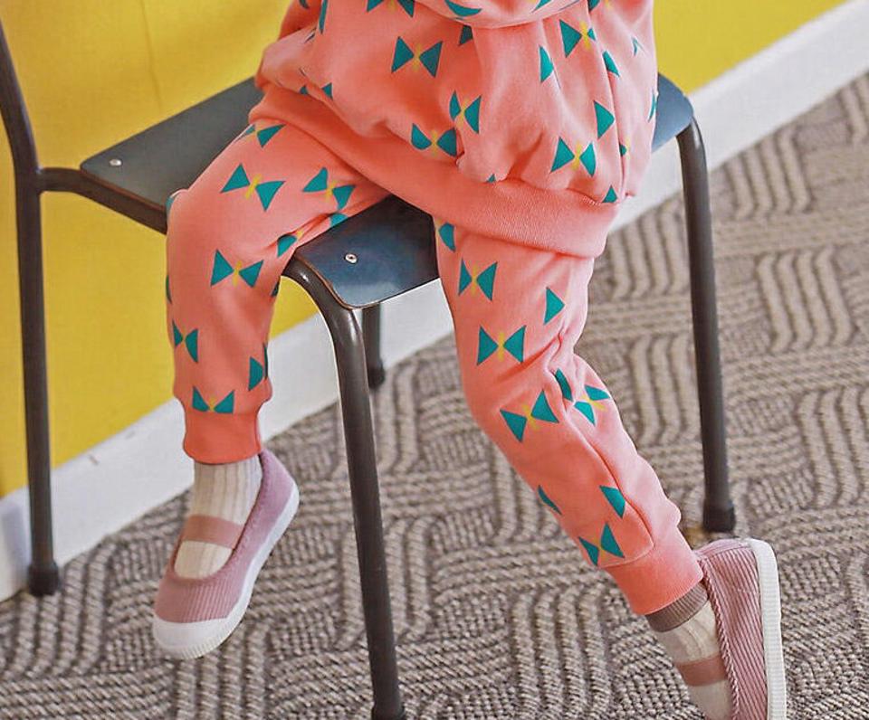 【キッズ30%OFF】両起毛バタフライパンツ・p010408 キッズ【3~8才】【pt】【パンツ ズボン ロングパンツ 長ズボン バタフライ 裏起毛 起毛 カジュアル ラフ 女の子 男の子 冬 韓国 韓国子供服 子供 こども 子供服 こども服】【KIDS】