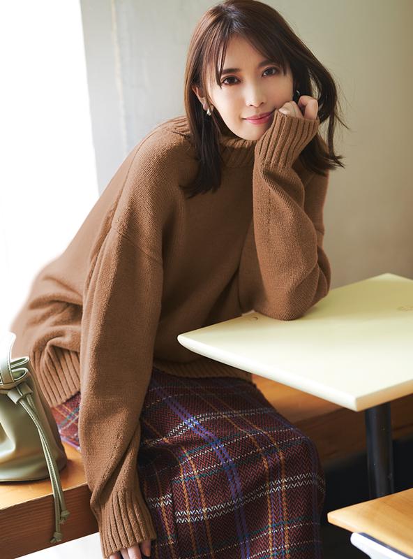 タートルネックニットトップス