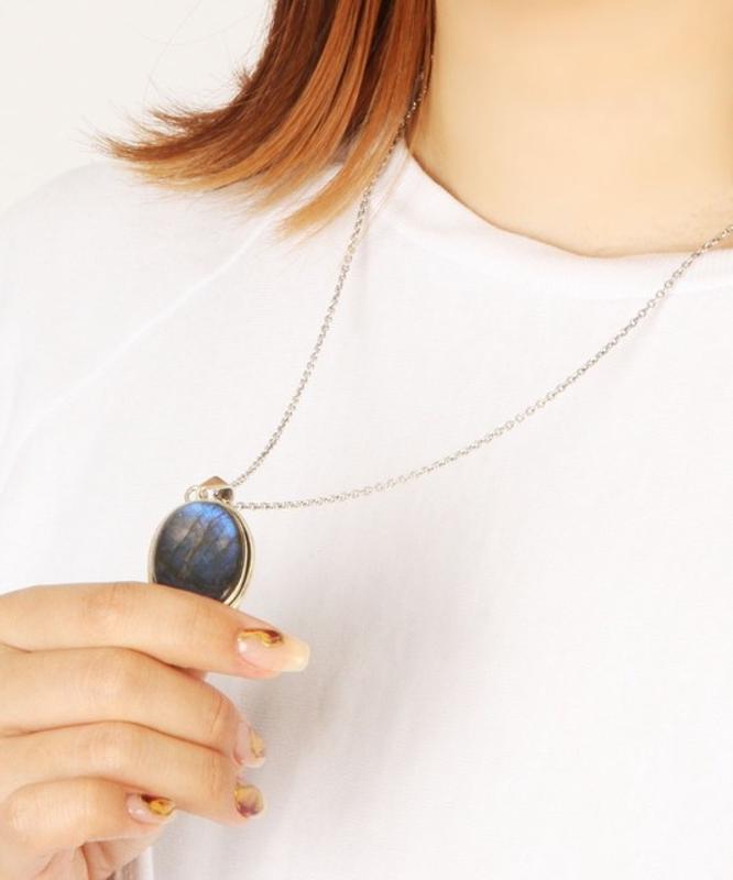 【個性際立つフランス一点もの】ラブラドライトネックレス