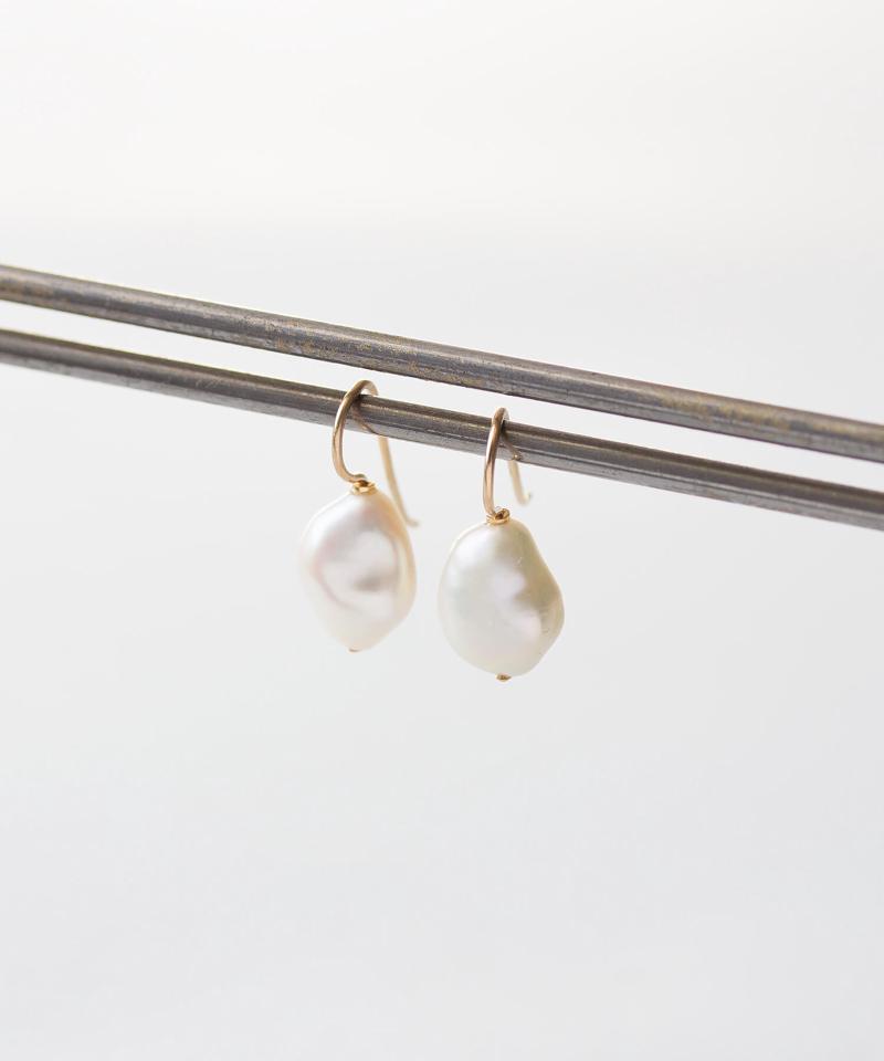 ＜CLOSE SALE10%OFF＞K14 Gold-filled 一粒芥子淡水パールフックピアス