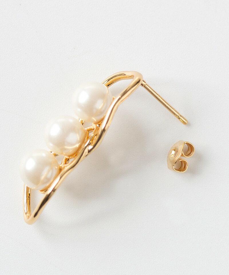 3パールアンニュイモチーフピアス