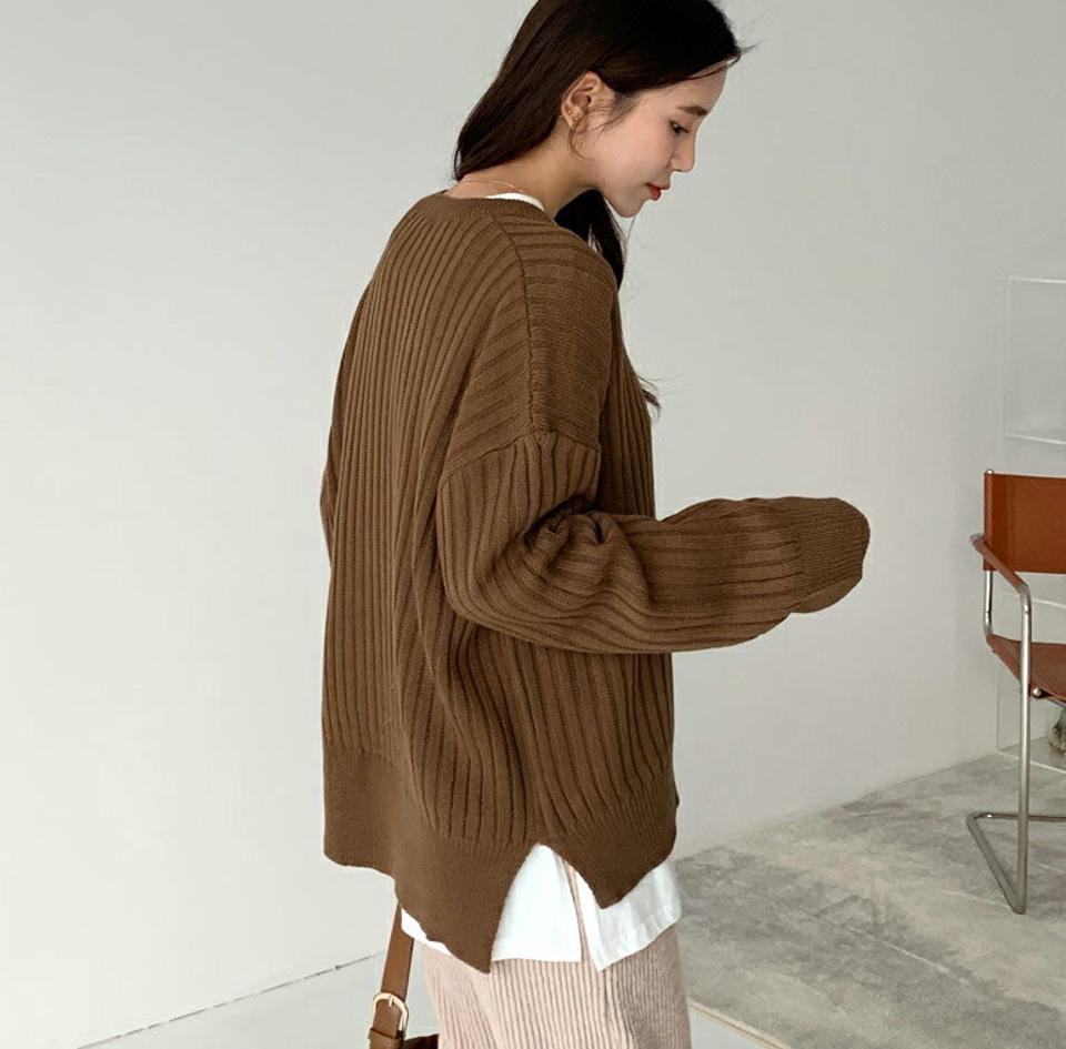 リブVネックニット・全4色・t61314 レディース 【tops】【韓国 ファッション トップス ニット Vネック 長袖 リブニット ドロップショルダー 無地 ゆったり ルーズ デイリー スリット アンバランス 体型カバー ルーズフィット カジュアル 秋 冬】