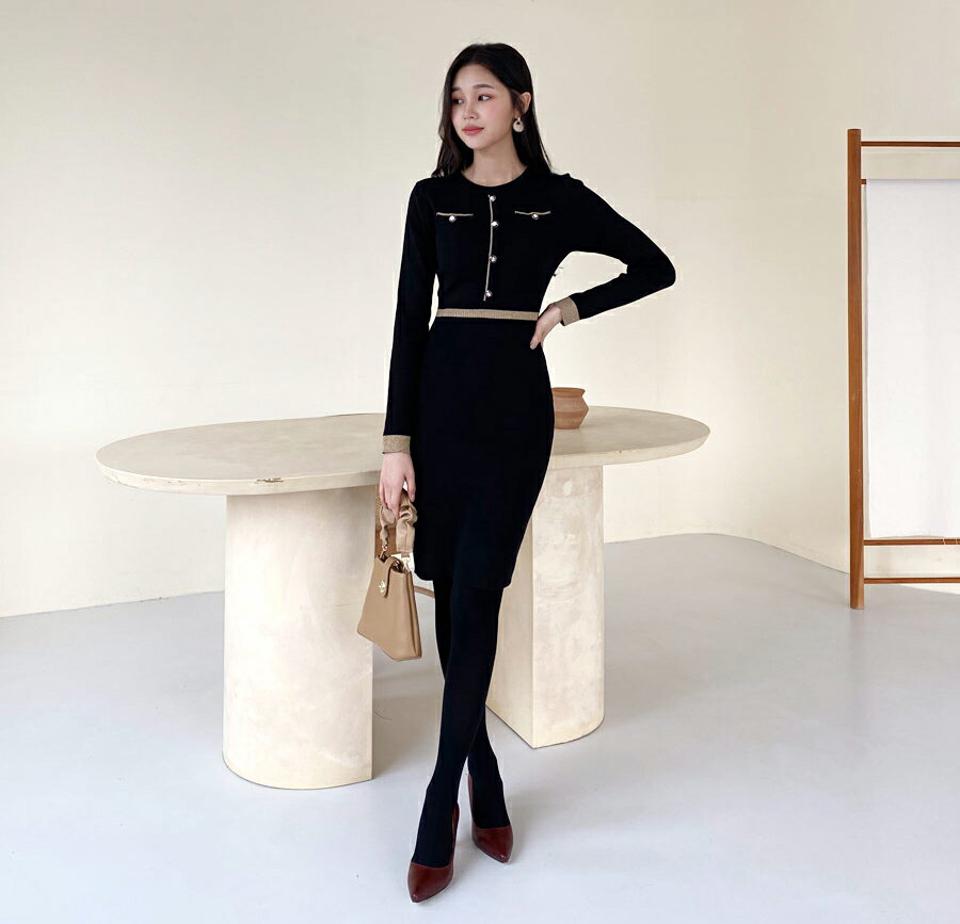 ボタン配色ニットワンピース・全2色・b61317 レディース 【ops】【韓国 ファッション ワンピース ロング Hライン ラウンドネック 長袖 ニット 上品 大人 柔らかい 細身 ミディ丈 グリッター 配色 フェイクボタン ボタン付き カジュアル 秋 冬】