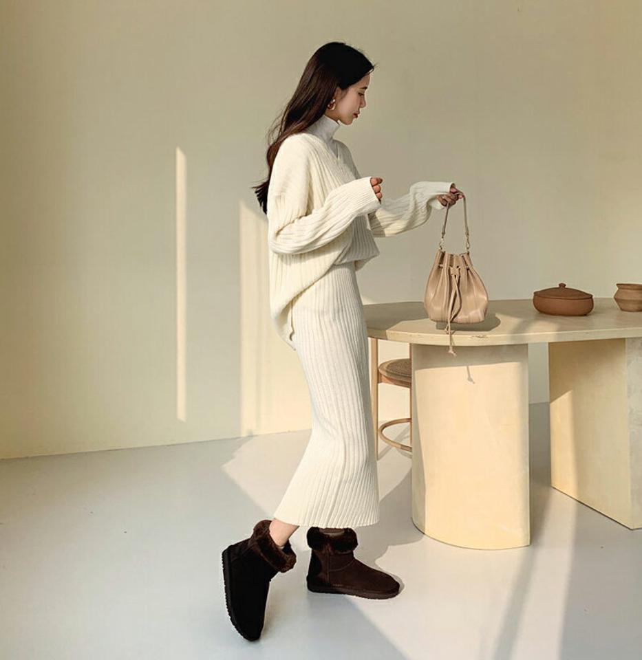 リブVネックニット&スカートSET・全4色・t61316 レディース 【ops】【韓国 ファッション セットアップ ニット Vネック 長袖 ロング スカート スリット Hライン スリム ドロップショルダー リブ ウエストゴム バックスリット デイリー カジュアル 秋 冬】