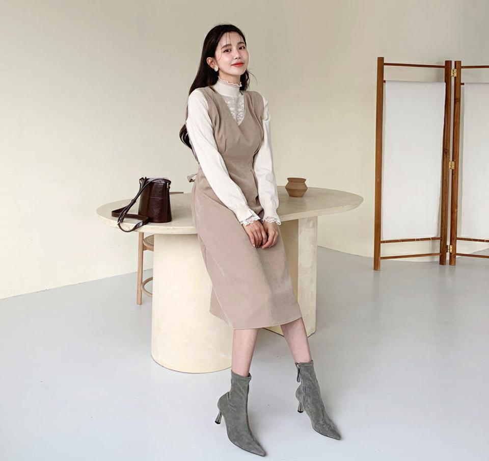 タックスリーブレスワンピース・全3色・t61319 レディース 【ops】【韓国 ファッション ワンピース ロング Vネック スリーブレス ノースリーブ スリム 体型カバー リボン タック レイヤード 細身 フェミニン カジュアル 秋 冬】