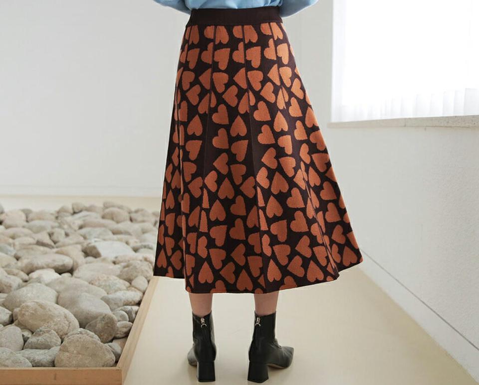 ハートニットスカート・全2色・b65966 レディース 【sk】【スカート ロング ロングスカート 総柄 ハート 柄 ニット ニットスカート ウエストゴム 可愛い かわいい フレア 大人 フレアスカート 秋 冬 韓国 ファッション】【ハイホリHIHOLLI】