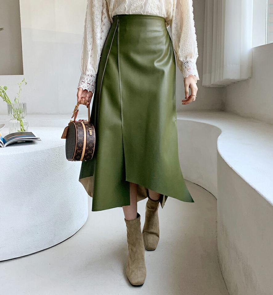 レザー調カットスカート・全4色・b62241 レディース 【sk】【韓国 ファッション ボトムス スカート ロング アンバランス バックゴム Aライン フレア レザー調 上品 大人 無地 エレガント カジュアル 秋 冬】