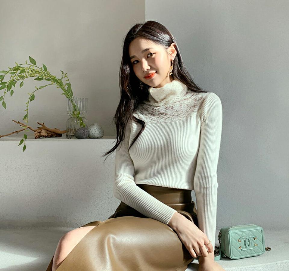 レースタートルニット・全2色・b62213 レディース 【tops】【韓国 ファッション トップス ニット タートルネック ハイネック レースネック 長袖 リブニット スリム 細身 タイト きれいめ 上品 フェミニン 大人 カジュアル 秋 冬】