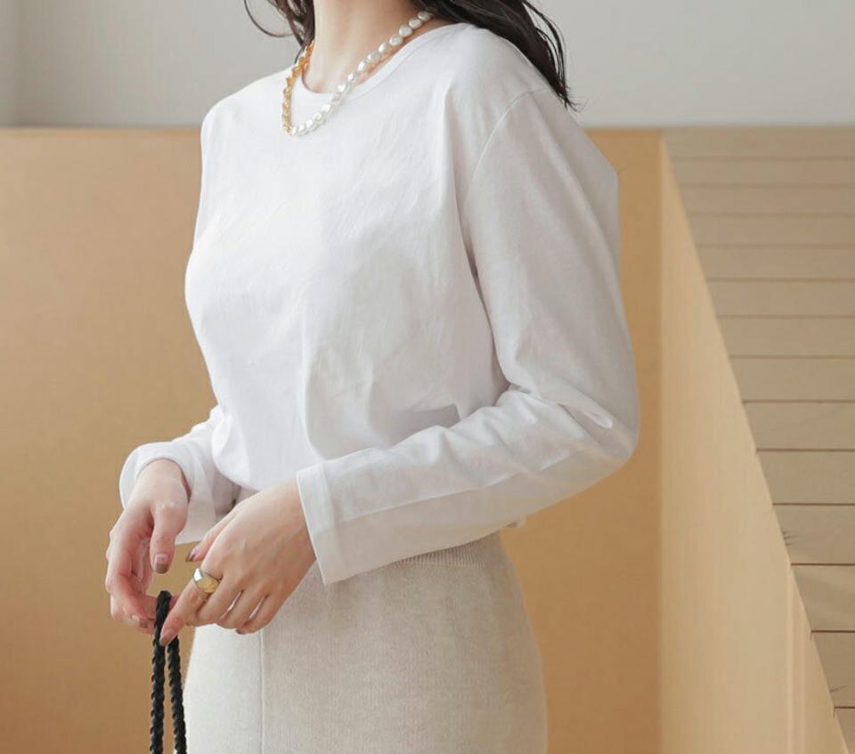 ルーズTシャツ・全2色・b65865 レディース 【tops】【トップス Tシャツ 長袖 ロンT 単色 無地 無地T シンプル ベーシック ルーズ ゆったり ラフ カジュアル 大人 ラウンドネック 秋 冬 韓国 ファッション】【ハイホリHIHOLLI】