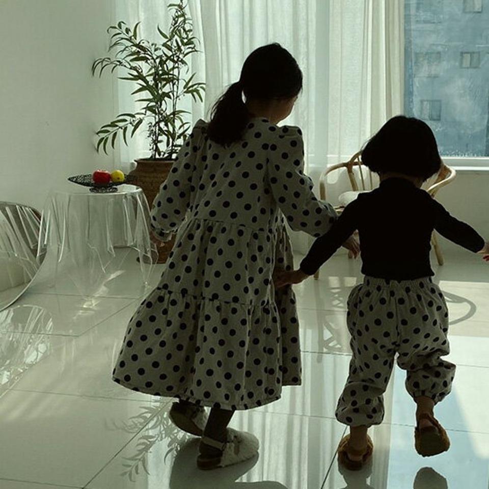 【キッズ30%OFF】ドットボンディングワンピース・u09687 キッズ【3~8才】【ops】【ワンピース ロング ロングワンピース 長袖 ボンディング ドット柄 可愛い かわいい レトロ 女の子 秋 冬 韓国 韓国子供服 子供 こども 子供服 こども服】【KIDS】