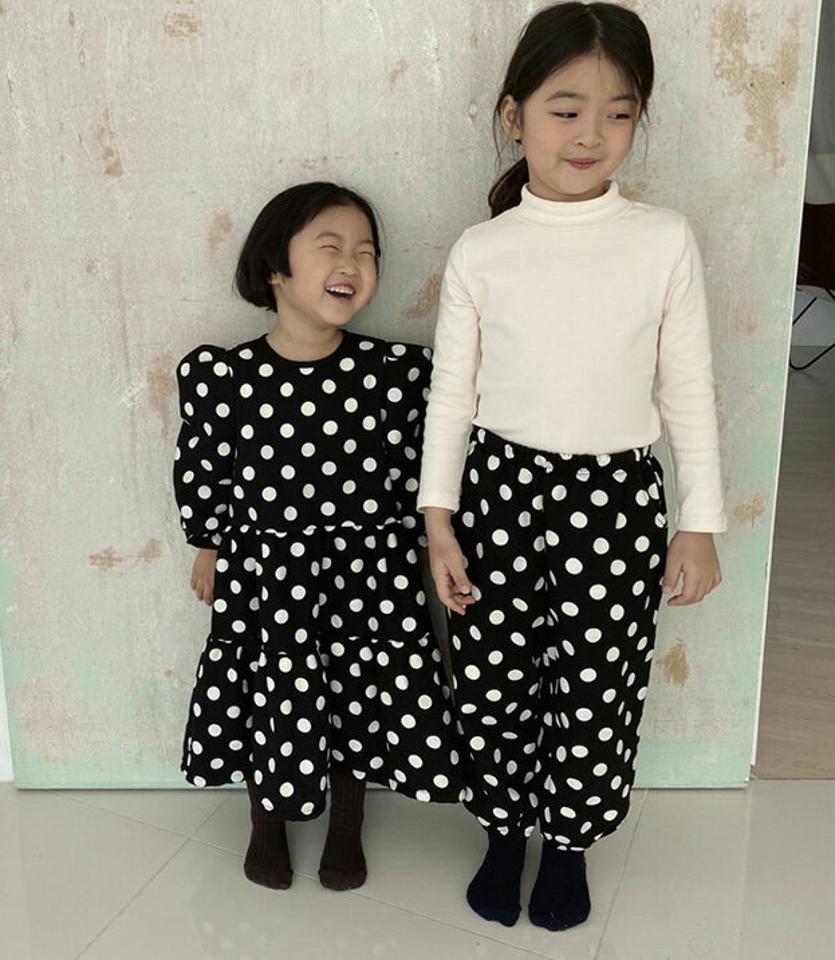 【キッズ30%OFF】ドットボンディングワンピース・u09687 キッズ【3~8才】【ops】【ワンピース ロング ロングワンピース 長袖 ボンディング ドット柄 可愛い かわいい レトロ 女の子 秋 冬 韓国 韓国子供服 子供 こども 子供服 こども服】【KIDS】