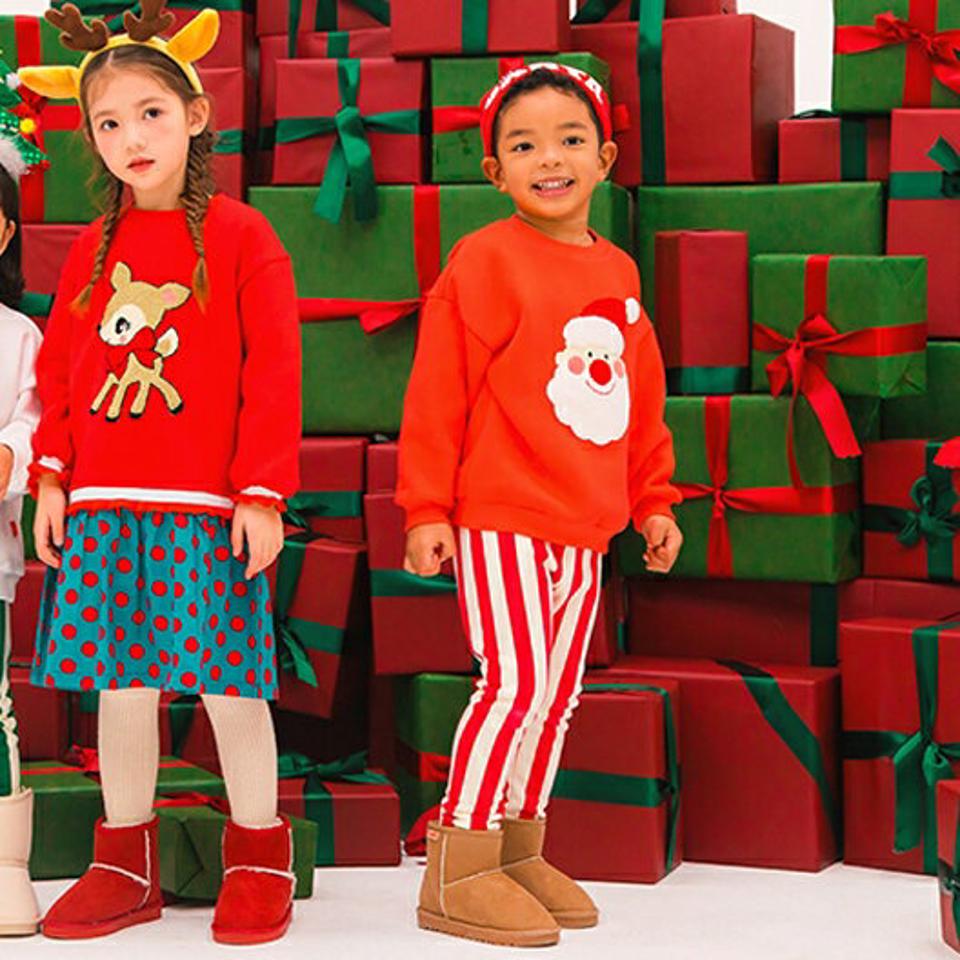 裏起毛サンタスウェット上下SET・p010620 キッズ【3~8才】【set】【セット 上下 トップス 長袖 トレーナー パンツ ズボン ロングパンツ 長ズボン クリスマス ストライプ柄 裏起毛 女の子 男の子 冬 韓国 韓国子供服 こども 子供服 こども服】【KIDS】