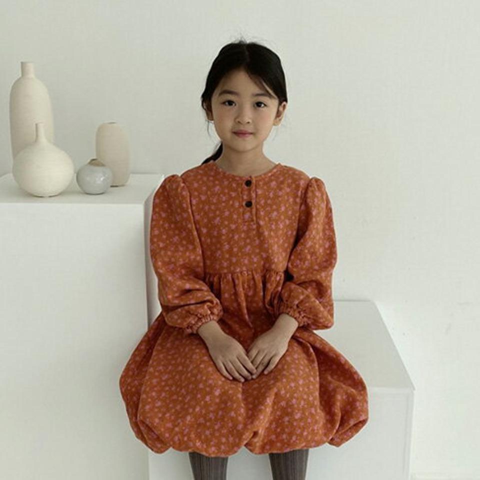 【キッズ30%OFF】カラーパターンボンディングワンピース・u09689 キッズ【3~8才】【ops】【ワンピース ロング ロングワンピース 長袖 ボンディング 総柄 可愛い かわいい レトロ 女の子 秋 冬 韓国 韓国子供服 子供 こども 子供服 こども服】【KIDS】