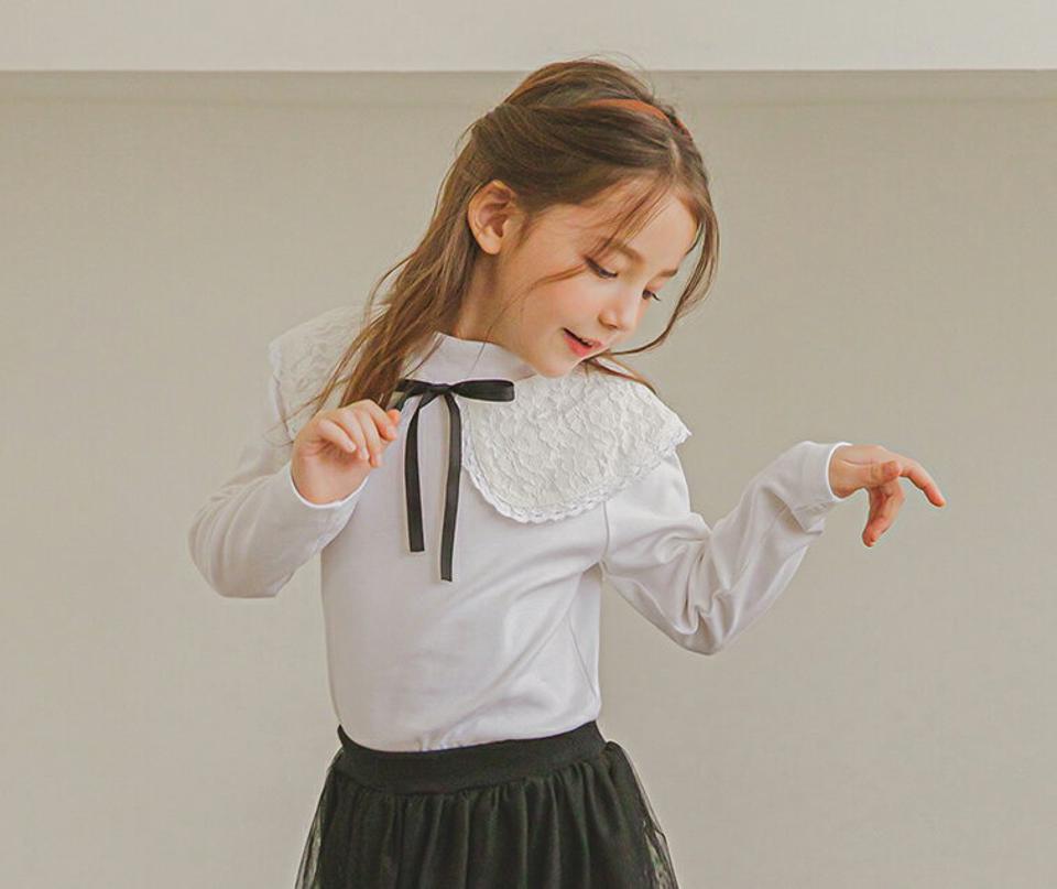 レースカラーTシャツ(white)・p009913 キッズ【3~8才】【tops】【トップス Tシャツ 長袖 レース 襟コンシャス ガーリー 可愛い かわいい モダン 女の子 秋 冬 韓国 韓国子供服 子供 こども 子供服 こども服】【KIDS】