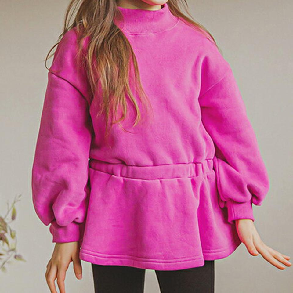 裏起毛フリルロングスウェット(pink)・p010014 キッズ 【3~8才】【tops】【韓国 ファッション トップス トレーナー Tシャツ カットソー 長袖 ロング ロンT 無地 女の子 ペプラム モックネック キッズ 子供服 幼稚園 通学 通園 低学年 秋 冬】【KIDS】