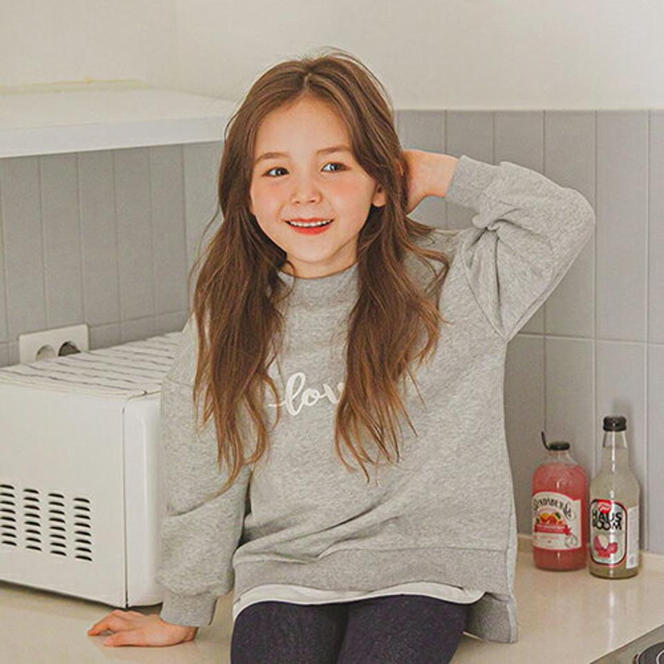 裏起毛ラブロングスウェット(gray)・p010011 キッズ 【3~8才】【tops】【韓国 ファッション トップス トレーナー Tシャツ カットソー 長袖 ロング ロンT レタリング ロゴ 女の子 男の子 キッズ 子供 子供服 幼稚園 通学 通園 低学年 秋 冬】【KIDS】