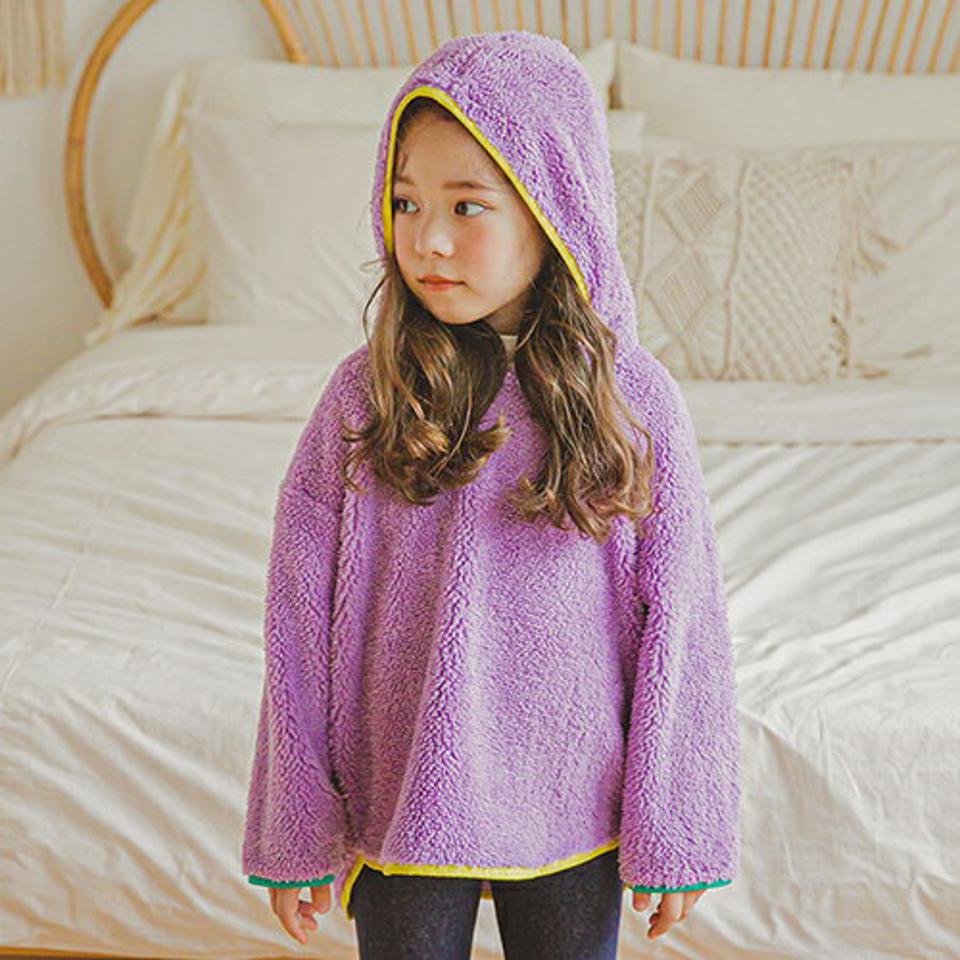 ポイント配色ロングフーディ(purple)・p009876 キッズ 【3~8才】【tops】【韓国 ファッション トップス フード パーカー スウェット トレーナー Tシャツ ボア ファー ロゴ 女の子 男の子 キッズ 子供 子供服 幼稚園 通学 通園 低学年 秋 冬】【KIDS】