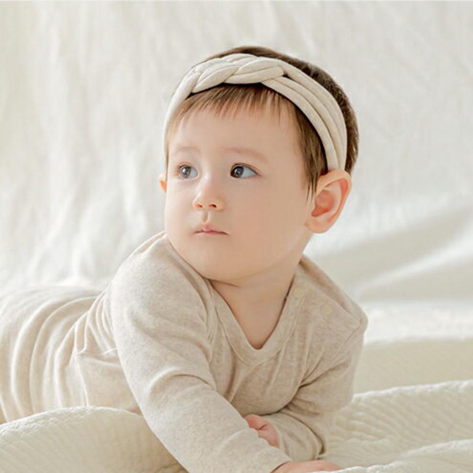 ルームウェア(oatmeal) p009022 【0~2才】【bc】【韓国 ファッション パジャマ 上下セット セットアップ Tシャツ カットソー 長袖 ロング パンツ スリム コットン子供 子供用 ベビー 赤ちゃん ベビー用 赤ちゃん用 出産祝い 秋 冬】【KIDS】