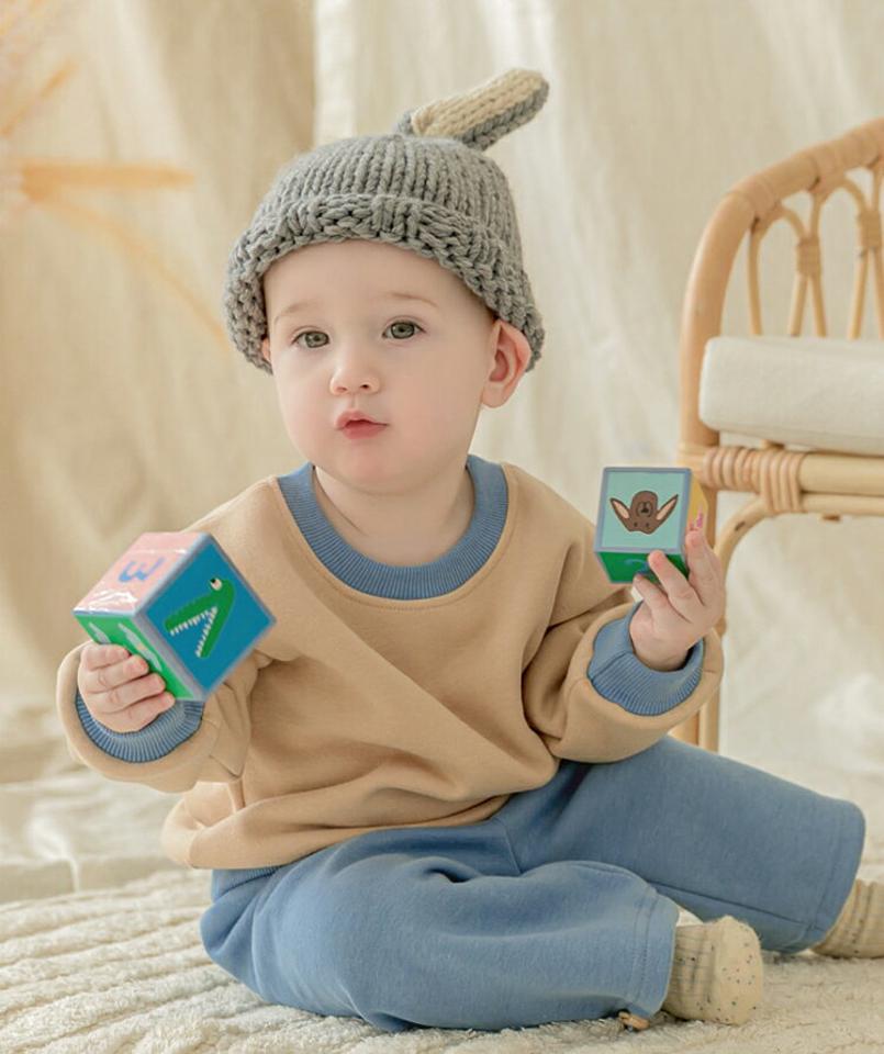 裏起毛配色スウェット上下SET(beige) p008857 キッズ 【0~2才】【SET】【韓国 ファッション セットアップ トレーナー Tシャツ パンツ ロング ルーズ 保温 暖かいキッズ 子供 子供用 ベビー 赤ちゃん ベビー用 赤ちゃん用 出産祝い 春 秋 冬】【KIDS】