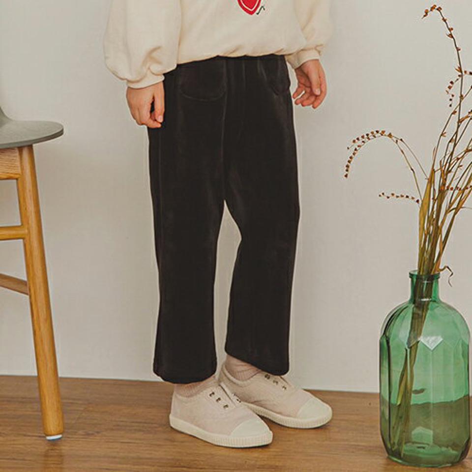 裏起毛ダブルポケットコーデュロイパンツ(charcoal)・p009906 キッズ【3~8才】【pt】【パンツ ズボン ロングパンツ 長ズボン コーデュロイ 単色 シンプル カジュアル 裏起毛 女の子 男の子 冬 韓国 韓国子供服 子供 こども 子供服 こども服】【KIDS】