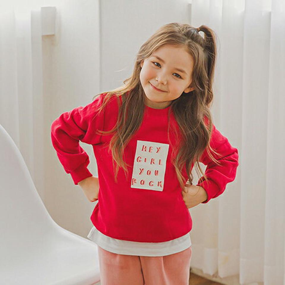 裏起毛ボックスロゴスウェット(red)・p009911 キッズ【3~8才】【tops】【トップス スウェット トレーナー 長袖 ロゴ ロゴトップス ボックスロゴ 裏起毛 カジュアル ラフ 女の子 男の子 冬 韓国 韓国子供服 子供 こども 子供服 こども服】【KIDS】