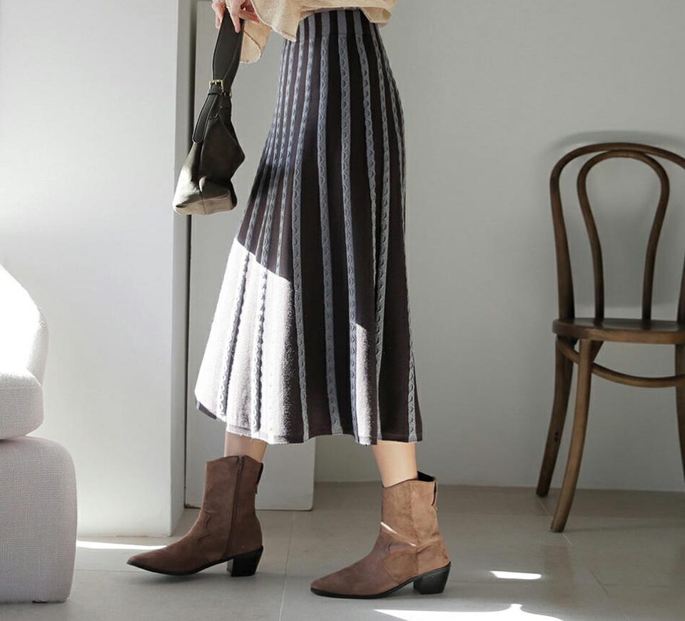 ストライプ配色ニットスカート・全2色・b65926 レディース 【sk】【スカート ミディ丈 ミディスカート ニット ニットスカート ストライプ柄 配色 ウエストゴム カジュアル 大人 秋 冬 韓国 ファッション】【ハイホリHIHOLLI】