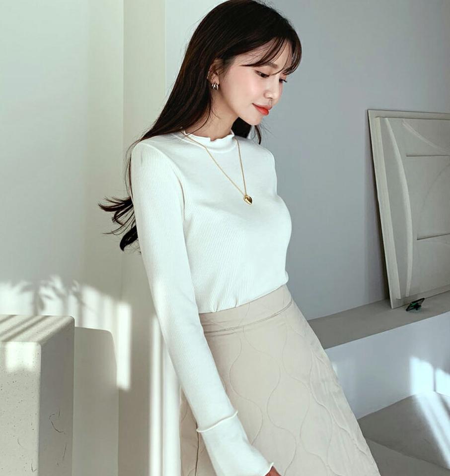 ハーフネックリブTシャツ・全3色・t56542 レディース 【tops】【韓国 ファッション トップス Tシャツ ハイネック ウェーブネック フリルネック リブ ウェーブ 長袖 スリム 細身 無地 シンプル デイリー 大人 ベーシック カジュアル 秋 冬】