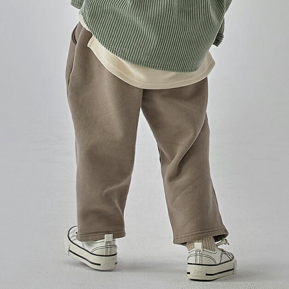 【キッズ30%OFF】裏起毛コットンパンツ(kids)・u10700 キッズ【3~8才】【pt】【パンツ ズボン ロングパンツ 長ズボン コットン 綿 裏起毛 単色 無地 シンプル ラフ カジュアル 女の子 男の子 冬 韓国 韓国子供服 子供 こども 子供服 こども服】【KIDS】