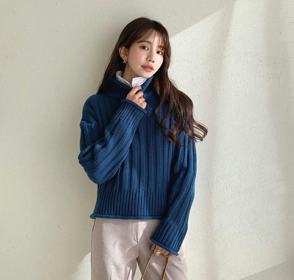 ロールリブハイネックニット・全4色・b56523 レディース 【tops】【韓国 ファッション トップス ニット 長袖 ロールリブ ルーズ ゆったり ユニーク タートルネック ハイネック ベーシック クロップド ナチュラル リブ カジュアル 秋 冬】