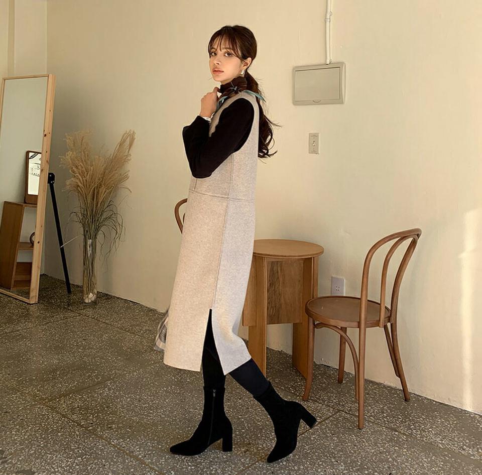 Vネックワンピース・全2色・t66027 レディース 【ops】【ワンピース ミディ丈 ミディワンピース スリーブレス ノースリーブ Vネック 単色 無地 シンプル レイヤード 大人 深Vネック ウール 秋 冬 韓国 ファッション】【ハイホリHIHOLLI】