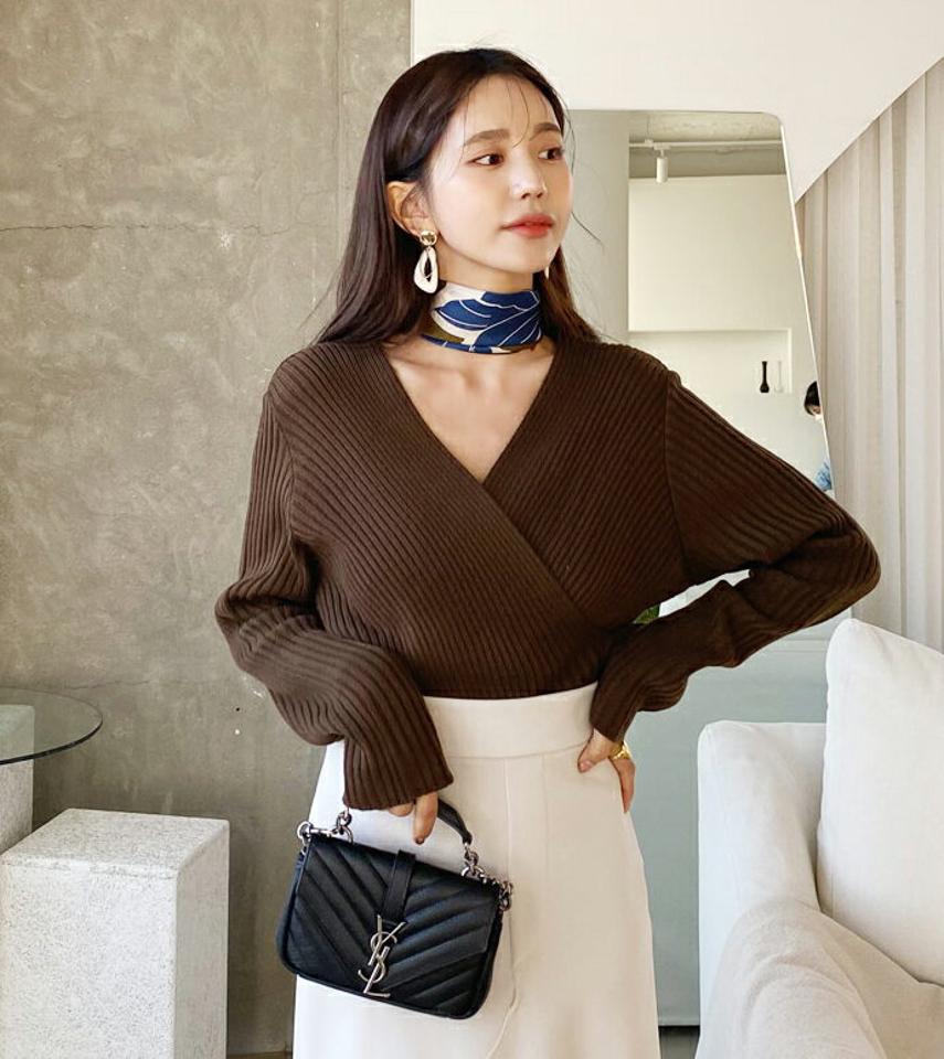 クロスリブニット・全4色・b64697 レディース 【tops】韓国ファッション トップス ニット Vネック リブニットスリム フィット 細身 長袖 体型カバー タイト シンプル デイリー 無地 ラップ カジュアル 秋 冬