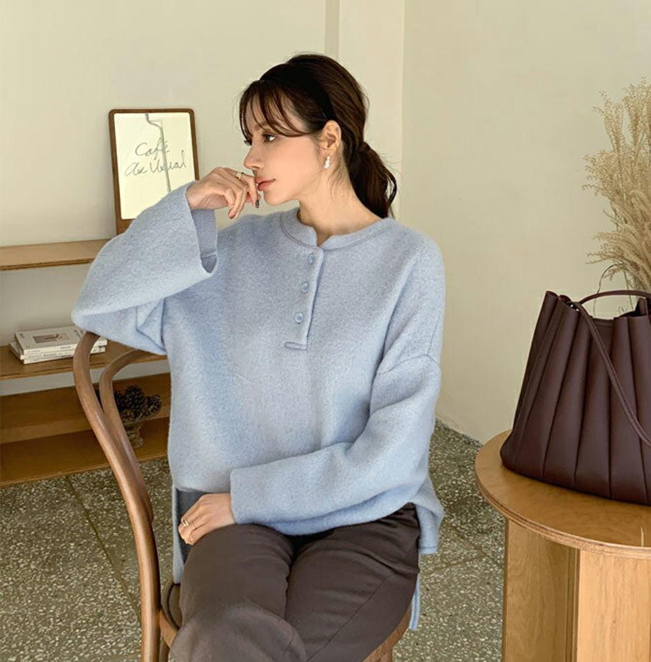 ヘンリーネックTシャツ・全3色・t66022 レディース 【tops】【トップス 長袖 ヘンリーネック 単色 無地 シンプル カジュアル 柔らかい スリット ラウンドネック ルーズ パステル 秋 冬 韓国 ファッション】【ハイホリHIHOLLI】