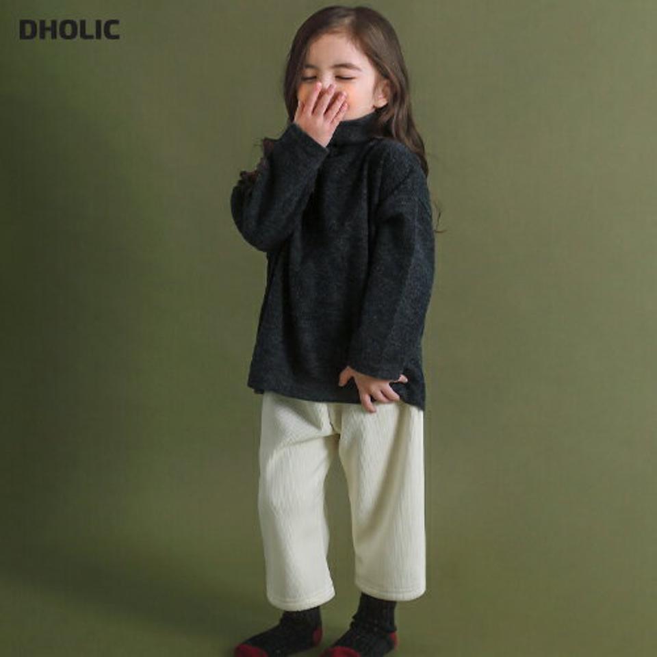 起毛ハイネックTシャツ上下SET・p010646 キッズ【3~8才】【set】【セット set 上下 トップス Tシャツ 長袖 ハイネック 起毛 パンツ ズボン ロングパンツ 長ズボン シンプル 単色 女の子 男の子 秋 冬 韓国 韓国子供服 子供 こども 子供服 こども服】【KIDS】