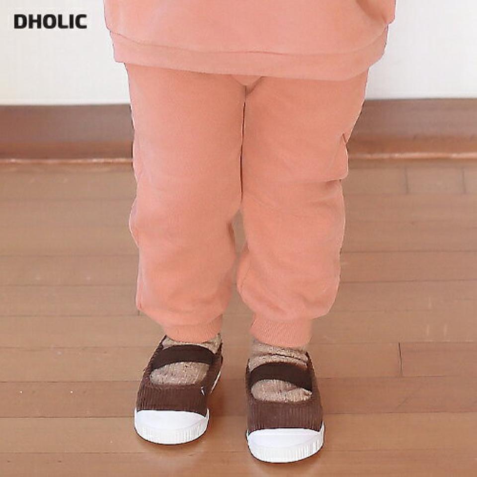 【キッズ30%OFF】両起毛スウェットパンツ・p010405 キッズ【3~8才】【pt】【パンツ ズボン ロングパンツ 長ズボン スウェット 裏起毛 起毛 単色 無地 シンプル ベーシック カジュアル ラフ 女の子 男の子 冬 韓国 韓国子供服 子供 こども 子供服 こども服】【KIDS】