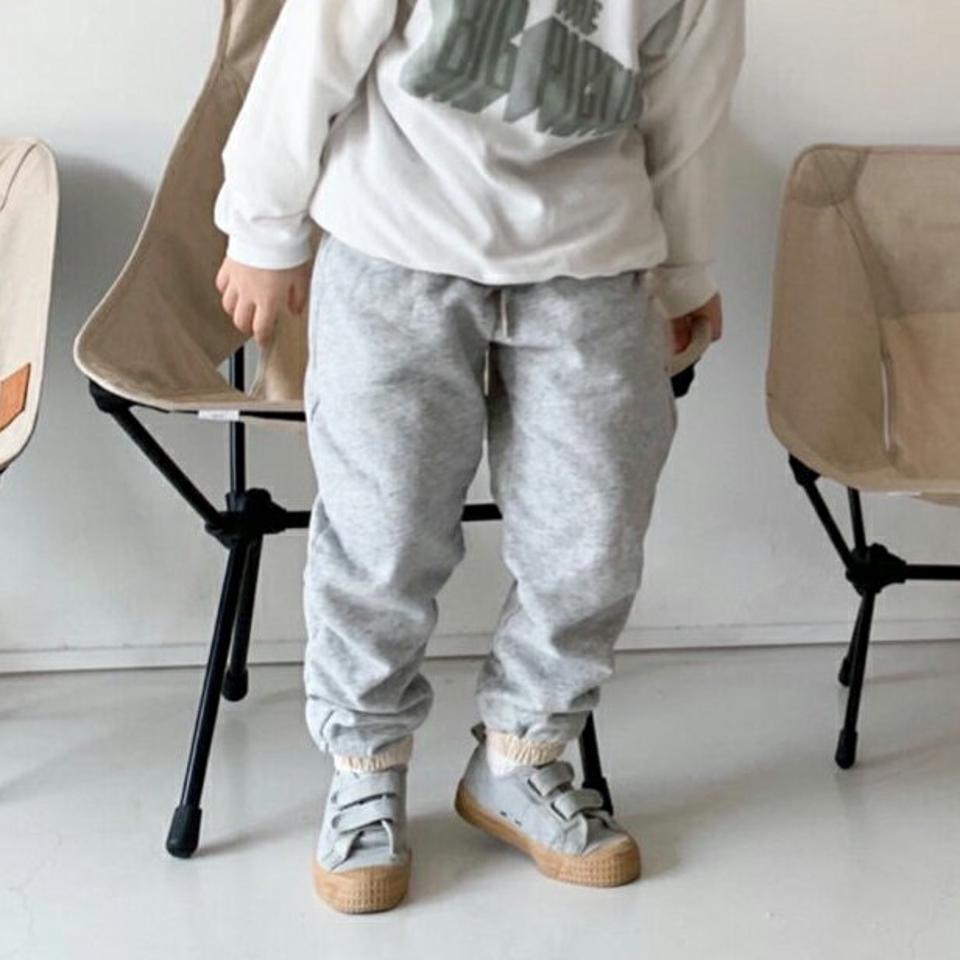 【キッズ30%OFF】裏起毛ログスウェットパンツ(junior)・u09293 キッズ【9~17才】【pt】【パンツ ズボン ロングパンツ 長ズボン スウェット 裏起毛 シンプル カジュアル ラフ ウエストゴム 女の子 男の子 冬 韓国 韓国子供服 子供 こども 子供服 こども服】【KIDS】