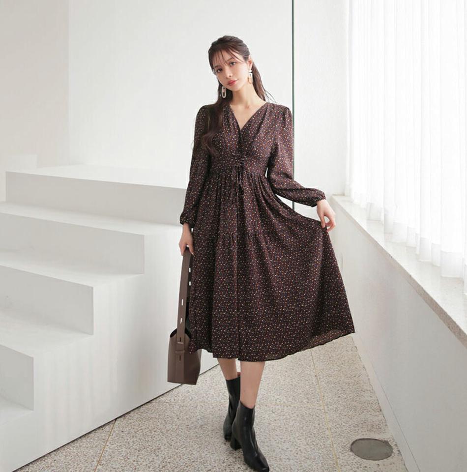 レースアップ花柄ワンピース・全2色・b65955 レディース 【ops】【ワンピース ロング ロングワンピース 長袖 花柄 フラワー レースアップ Vネック 深Vネック 小花柄 フェミニン 上品 大人 秋 冬 韓国 ファッション】【ハイホリHIHOLLI】