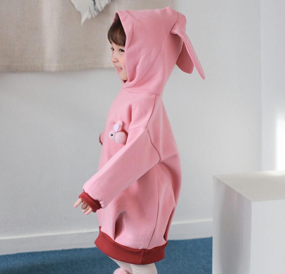 うさぎブローチ付裏起毛うさぎフーディワンピース・u10209 キッズ 【3~8才】【ops】【韓国 ファッション ワンピース 膝丈 ミディ ミドル フード うさ耳 ウサ耳 オーバル コクーン 長袖 女の子 キッズ 子供 子供服 幼稚園 通学 通園 低学年 秋 冬】【KIDS】