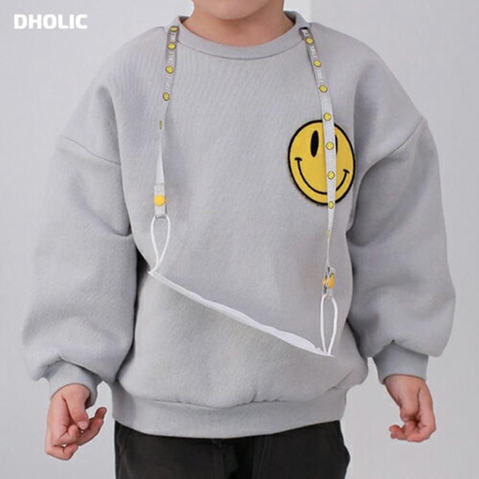 【キッズ30%OFF】マスクストラップ付裏起毛スマイルスウェット・u10545 キッズ 【3~8才】【tops】【韓国 ファッション トップス スウェット トレーナー Tシャツ カットソー 柄 パターン ロゴ 男の子 女の子 キッズ 子供 子供服 幼稚園 通学 通園 低学年 秋 冬】【KIDS】