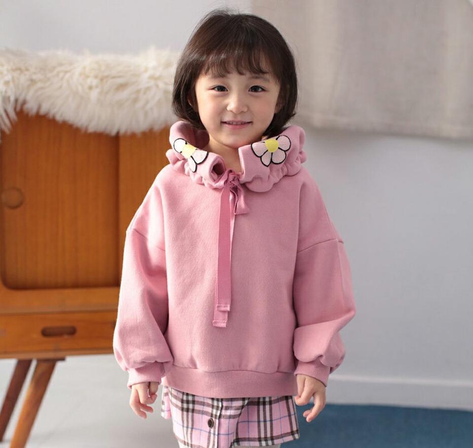 【キッズ30%OFF】裏起毛デイジーネックスウェット・u10220 キッズ 【3~8才】【tops】【韓国 ファッション トップス スウェット トレーナー Tシャツ カットソー 柄 パターン カラー 襟 刺? ハイネック 女の子 キッズ 子供 子供服 幼稚園 通学 通園 低学年 秋 冬】【KIDS】