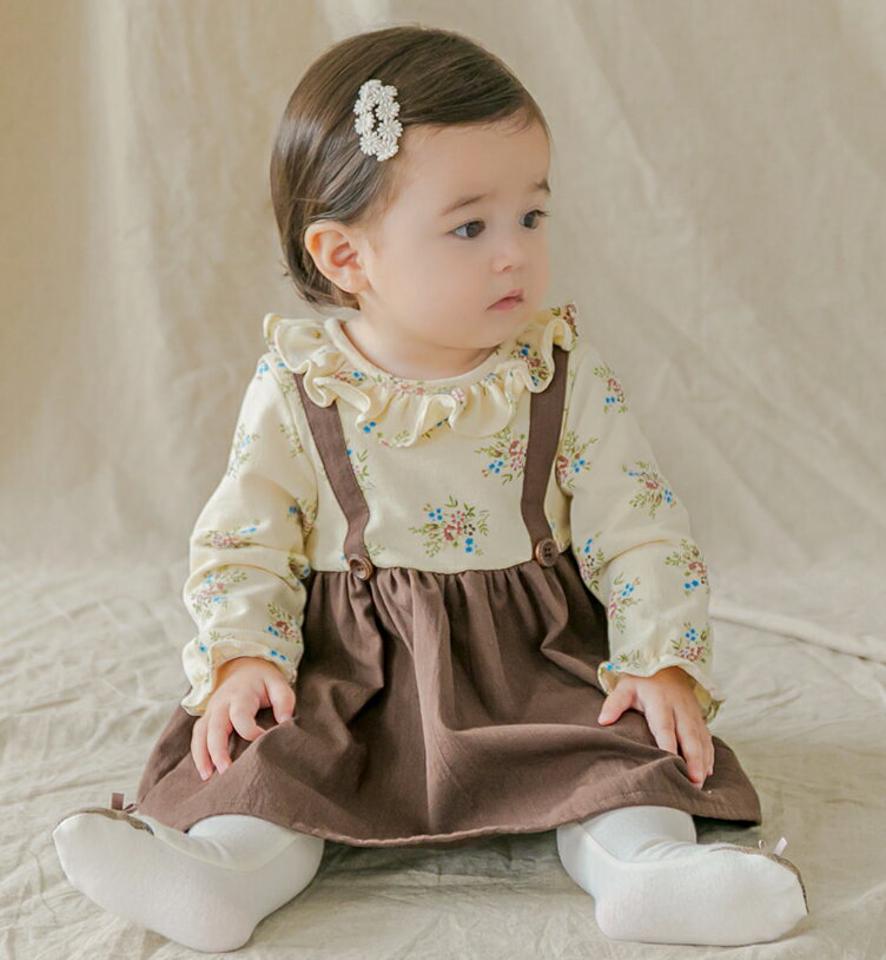 フラワーサスペンダーワンピース・p008955 キッズ【0~2才】【ops】【ワンピース サスペンダー フラワー 花柄 長袖 可愛い かわいい フリル レトロ 女の子 ガーリー 秋 冬 韓国 韓国子供服 子供 こども 子供服 こども服】【KIDS】