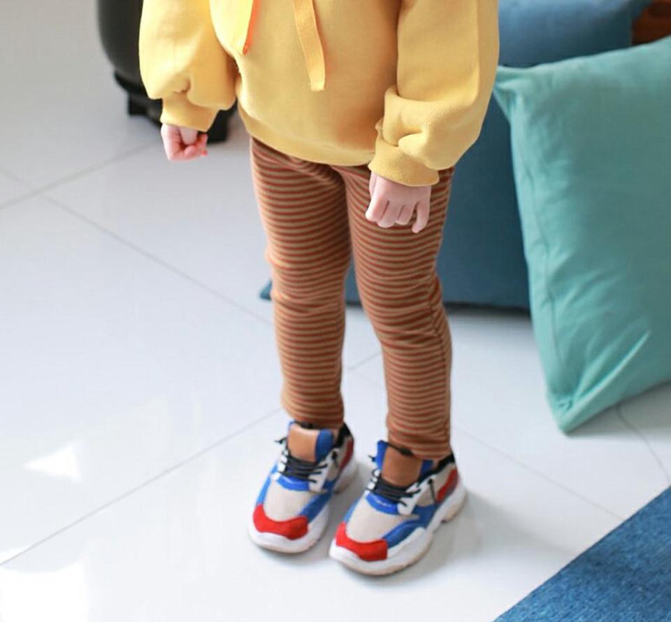 【キッズ30%OFF】裏起毛フロントポケットボーダーパンツ・u10543 キッズ 【3~8才】【pt】【韓国 ファッション ボトムス パンツ ロング スリム 細身 タイト ウエストゴム 柄 パターン ストレッチ レギンス キッズ 子供 子供服 幼稚園 通学 通園 低学年 秋 冬】【KIDS】