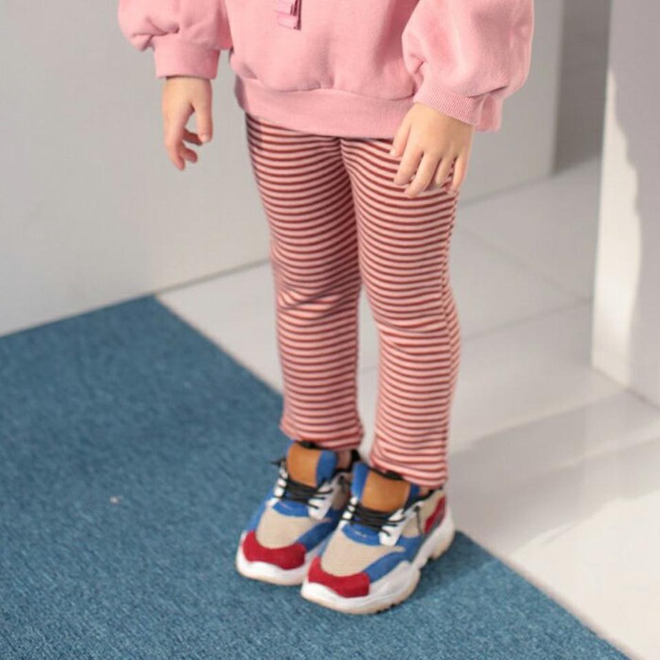 【キッズ30%OFF】裏起毛フロントポケットボーダーパンツ・u10543 キッズ 【3~8才】【pt】【韓国 ファッション ボトムス パンツ ロング スリム 細身 タイト ウエストゴム 柄 パターン ストレッチ レギンス キッズ 子供 子供服 幼稚園 通学 通園 低学年 秋 冬】【KIDS】