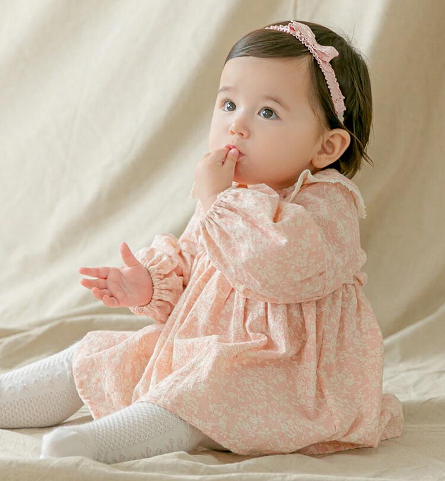 メリッサワンピース・p008944 キッズ【0~2才】【ops】【ワンピース 長袖 ガーリー 可愛い かわいい 出産祝い プレゼント 赤ちゃん ベビー 総柄 模様 花柄 女の子 秋 冬 韓国 韓国子供服 子供 こども 子供服 こども服】【KIDS】