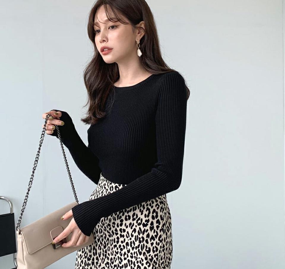 スリムリブニット・全5色・t66104 レディース 【tops】【トップス ニット ニットトップス 長袖 リブニット リブ 単色 無地 シンプル スリム ベーシック 秋 冬 韓国 ファッション】【ハイホリHIHOLLI】