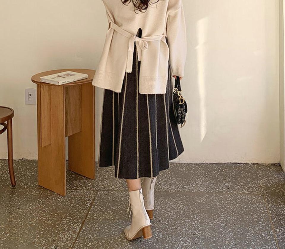 ファータッチストライプスカート・全2色・b66039 レディース 【sk】【スカート ミディ丈 ミディスカート ストライプ柄 ニット ニットスカート ウエストゴム カジュアル 大人 秋 冬 韓国 ファッション】【ハイホリHIHOLLI】