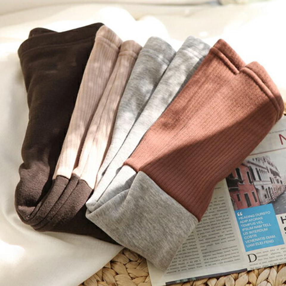 ファー裏地配色リブレギンスパンツ・p010622 キッズ 【3~8才】【pt】【韓国 ファッション ボトムス レギンス スパッツ パンツ ロング 伸びる ストレッチ 男の子 女の子 保温 裏ファー キッズ 子供 子供服 幼稚園 通学 通園 低学年 秋 冬】【KIDS】