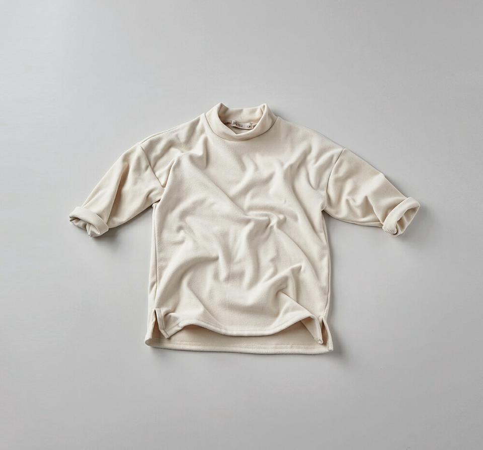 【キッズ30%OFF】ハーフネックソフトTシャツ(junior)・u10667 キッズ【9~17才】【tops】【トップス Tシャツ 長袖 単色 無地 シンプル ベーシック カジュアル ラフ ソフト ハーフネック 女の子 男の子 秋 冬 韓国 韓国子供服 子供 こども 子供服 こども服】【KIDS】