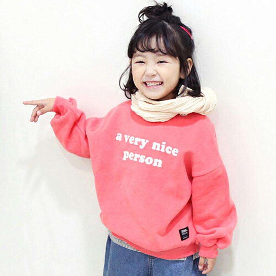 両起毛英字ロゴスウェット・p010755 キッズ 【3~8才】【tops】【韓国 ファッション トップス スウェット トレーナー 長袖 女の子 男の子 Tシャツ デイリー ロゴ プリント 英字 レタリング キッズ 子供 子供服 幼稚園 通学 通園 低学年 秋 冬】【KIDS】
